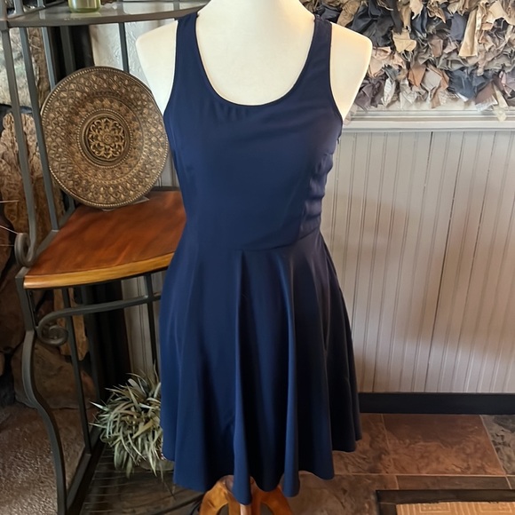 Doe & Rae Dress - Picture 3 of 7